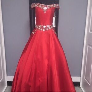 Little Girls Sz 10 Elegant Red Gown with Floral Embellishments